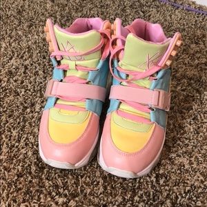 YRU LightUp sneakers qozmo aiire